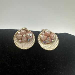 Vintage ART Clip Earrings Brushed Gold‎ Pink Seashell AB Crystal